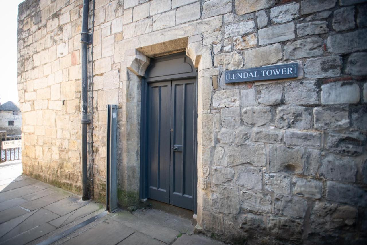 Lendal Tower Villa York Exterior photo